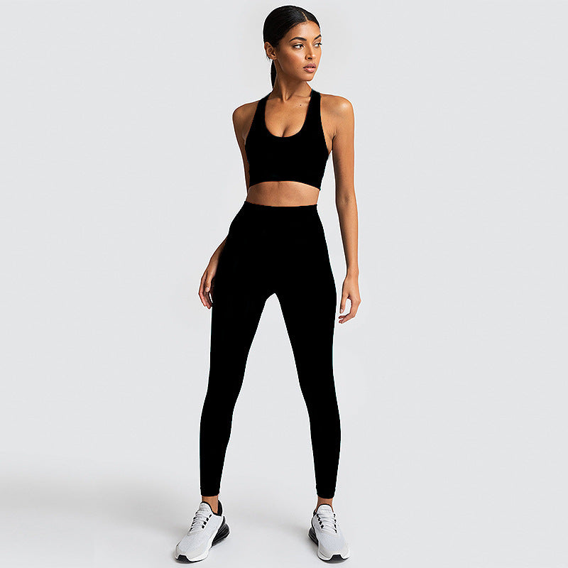 Seamless Women’s Gym Set – Nylon Sportswear for Workout, Yoga & Fitness